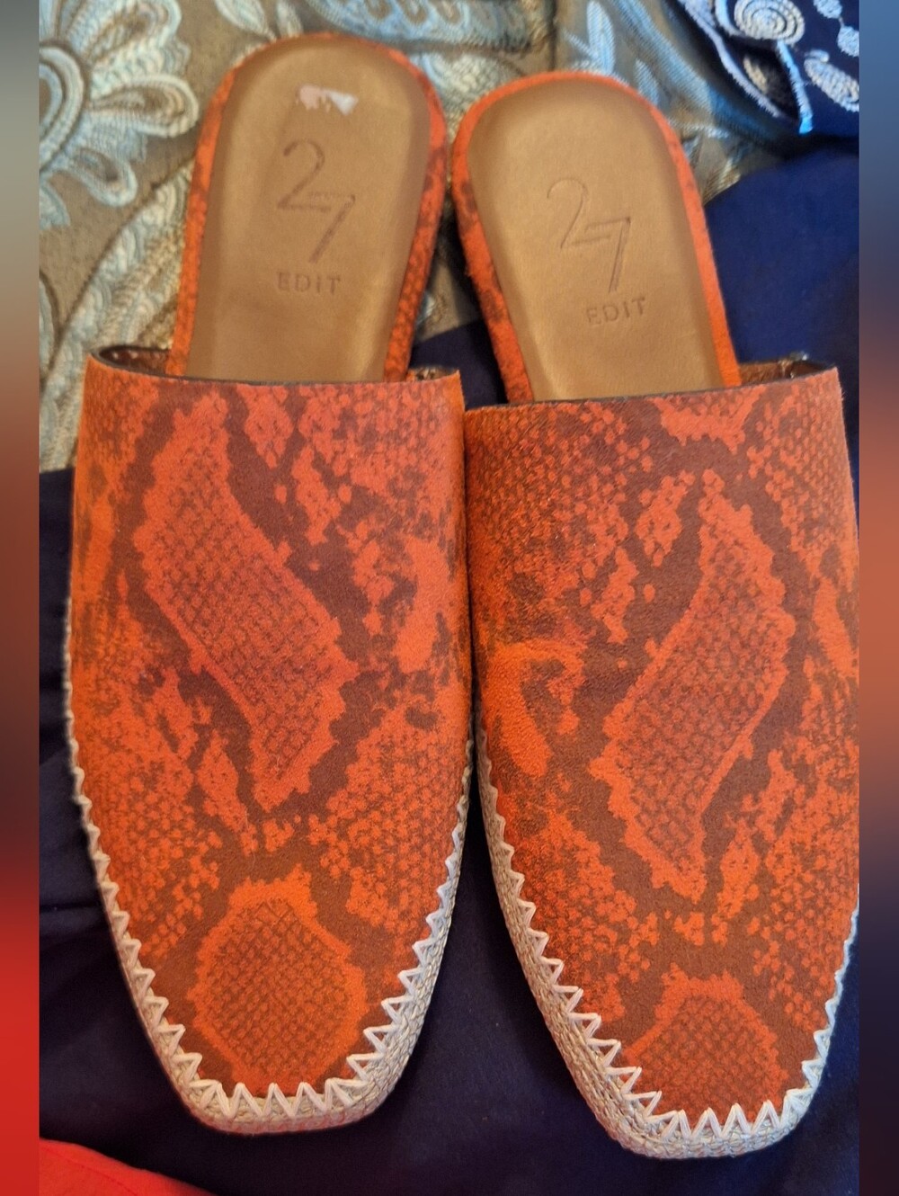 27 EDIT Red Snake-Print Slip-On Mules SZ 6